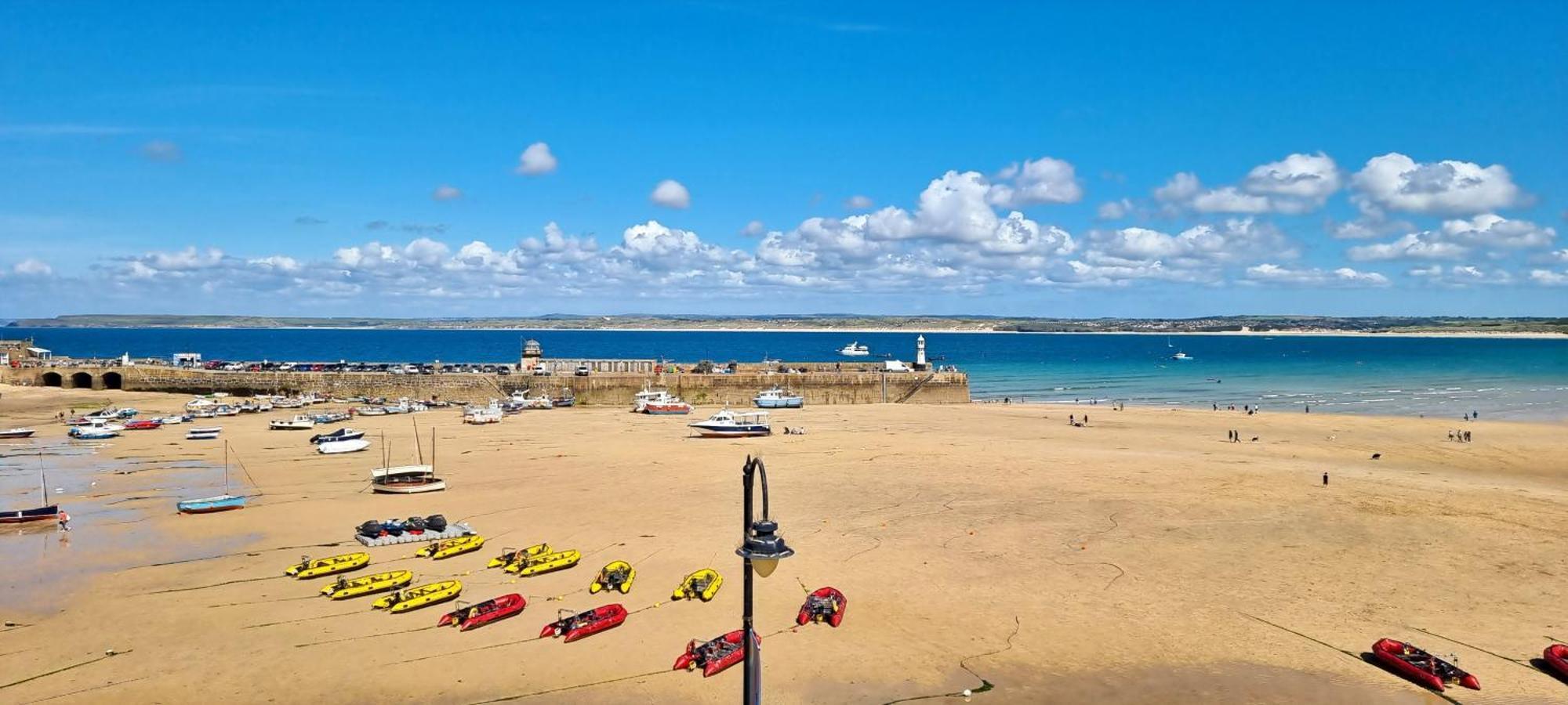 Premier 4 - Stunning Suite, Beautiful Sea Views St Ives  Exterior photo